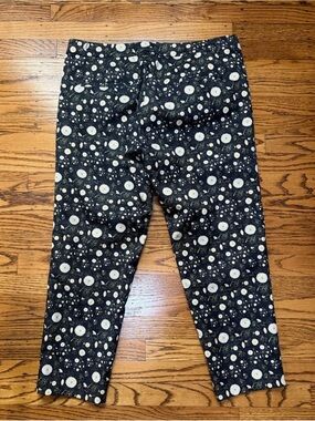 Wildfang Black Daisy Print Leggings with Yellow Centers